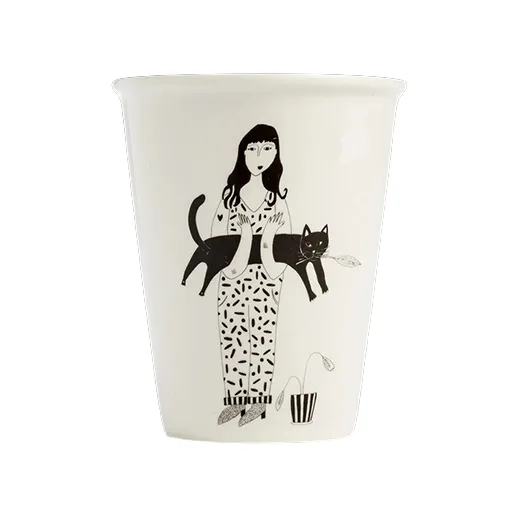 [Helen B] Beker Black cat