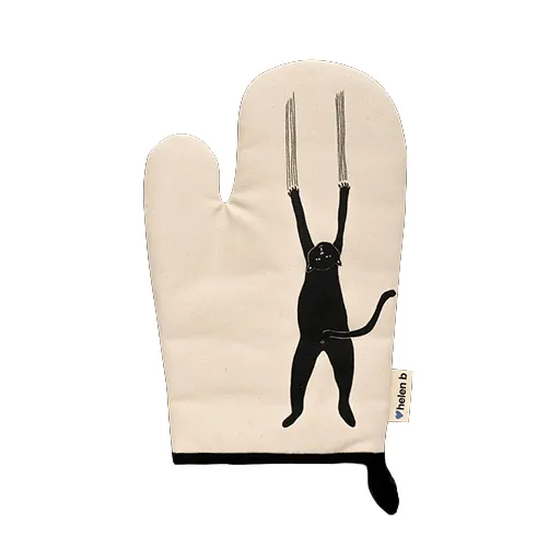 [Helen B] Ovenwant Scratching cat